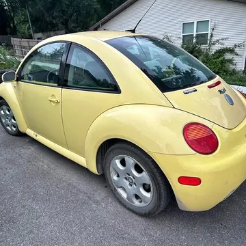 2003 Volkswagen Beetle