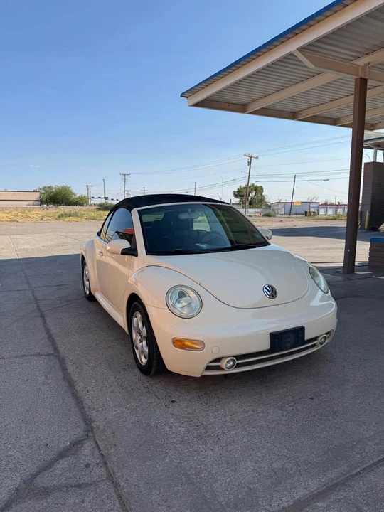 2003 Volkswagen Beetle (1980-2003) - Image 3 of 10