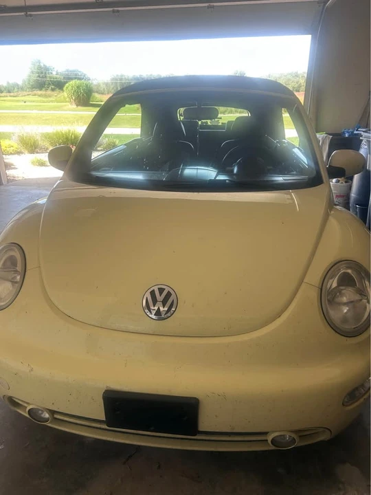 2003 Volkswagen New Beetle - Image 2 of 7