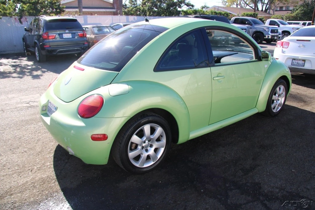 2003 Volkswagen New Beetle - Image 6 of 21