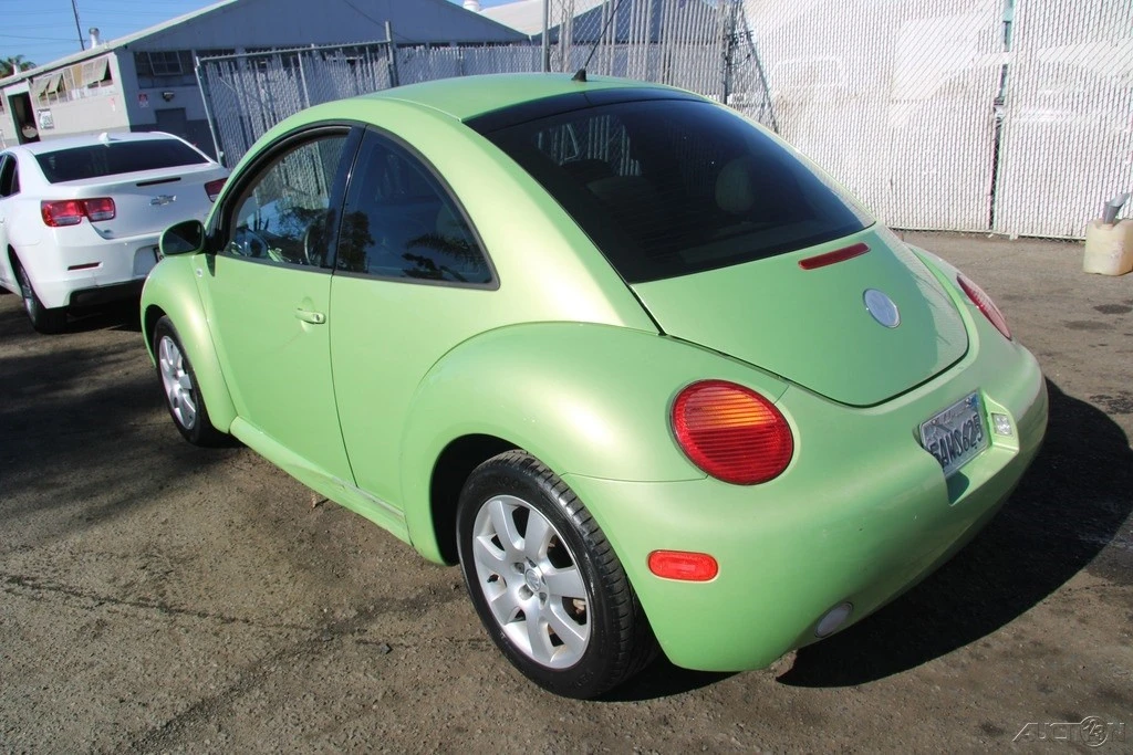 2003 Volkswagen New Beetle - Image 4 of 21