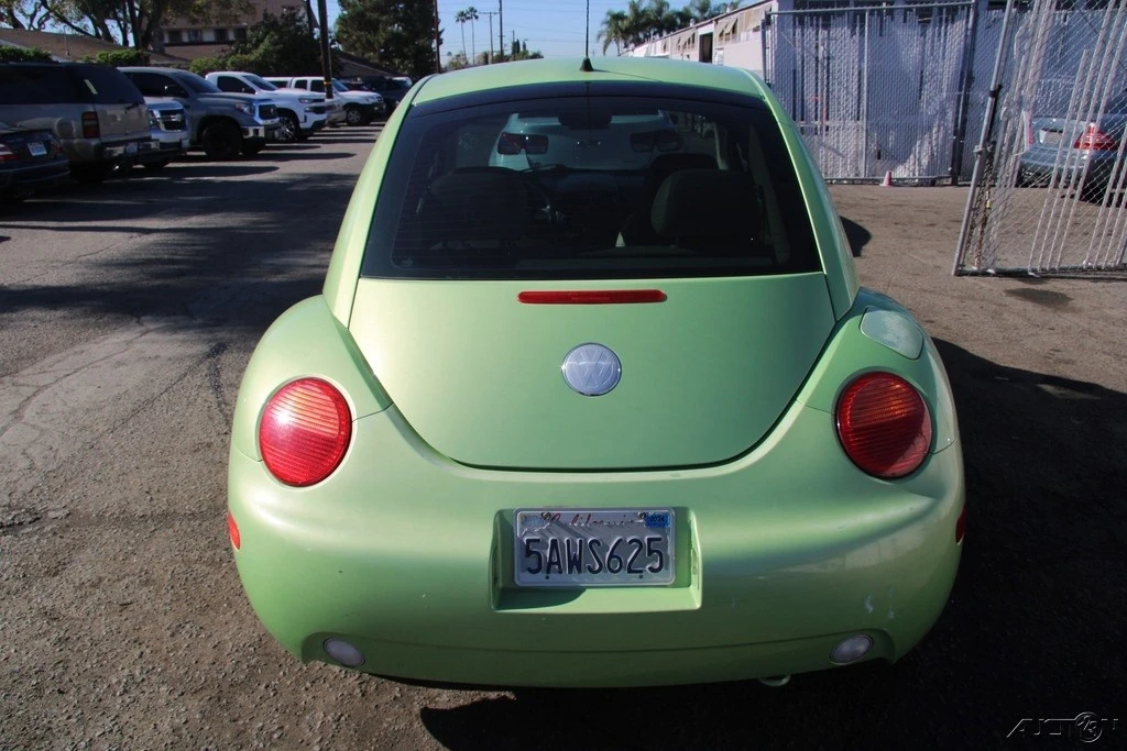 2003 Volkswagen New Beetle - Image 5 of 21