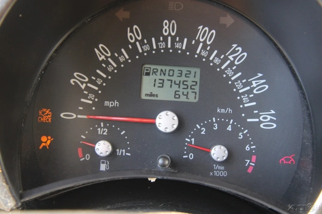 2003 Volkswagen New Beetle - Image 15 of 21