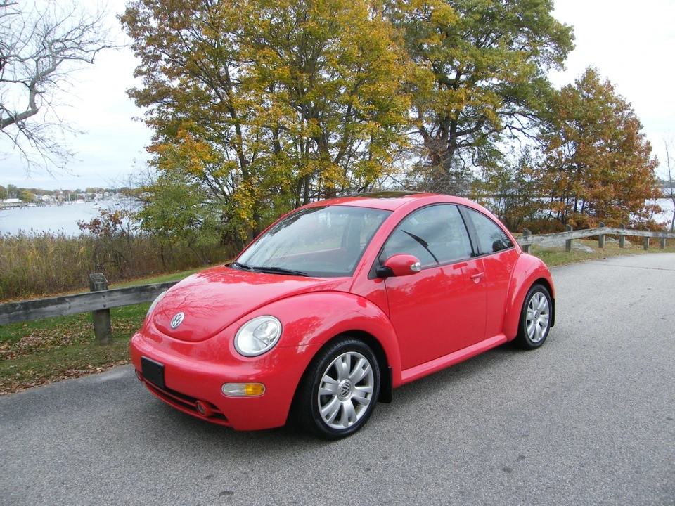 2003 Volkswagen New Beetle - Image 8 of 19