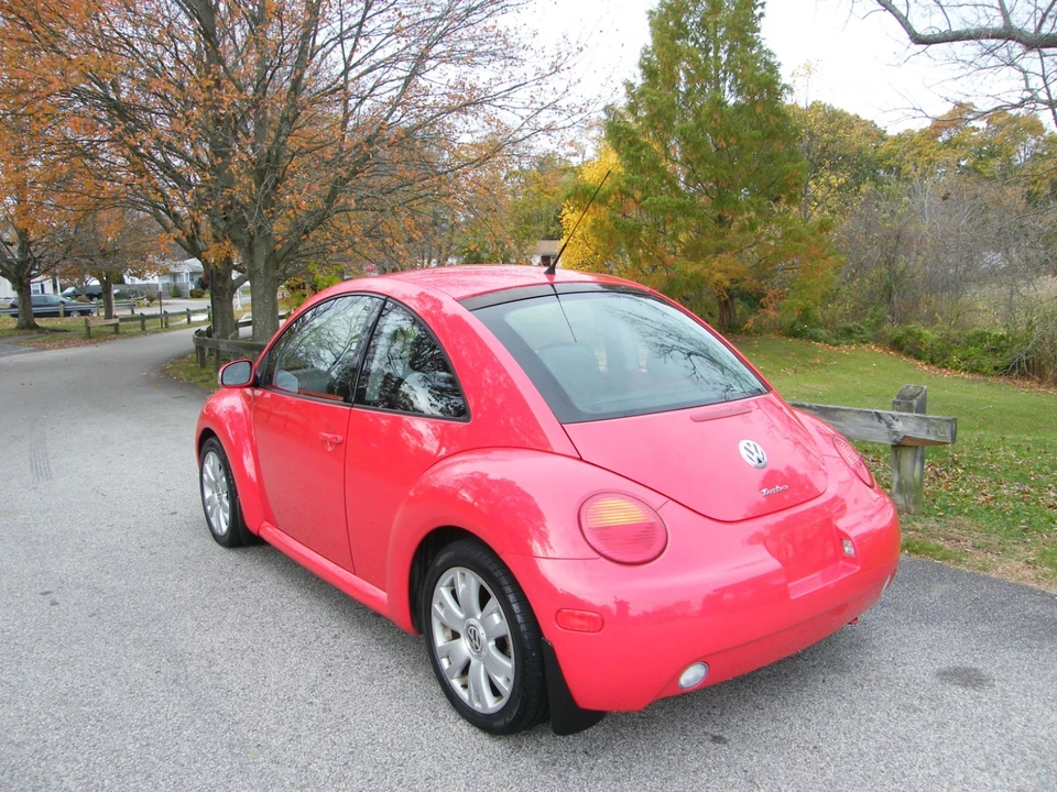 2003 Volkswagen New Beetle - Image 14 of 19