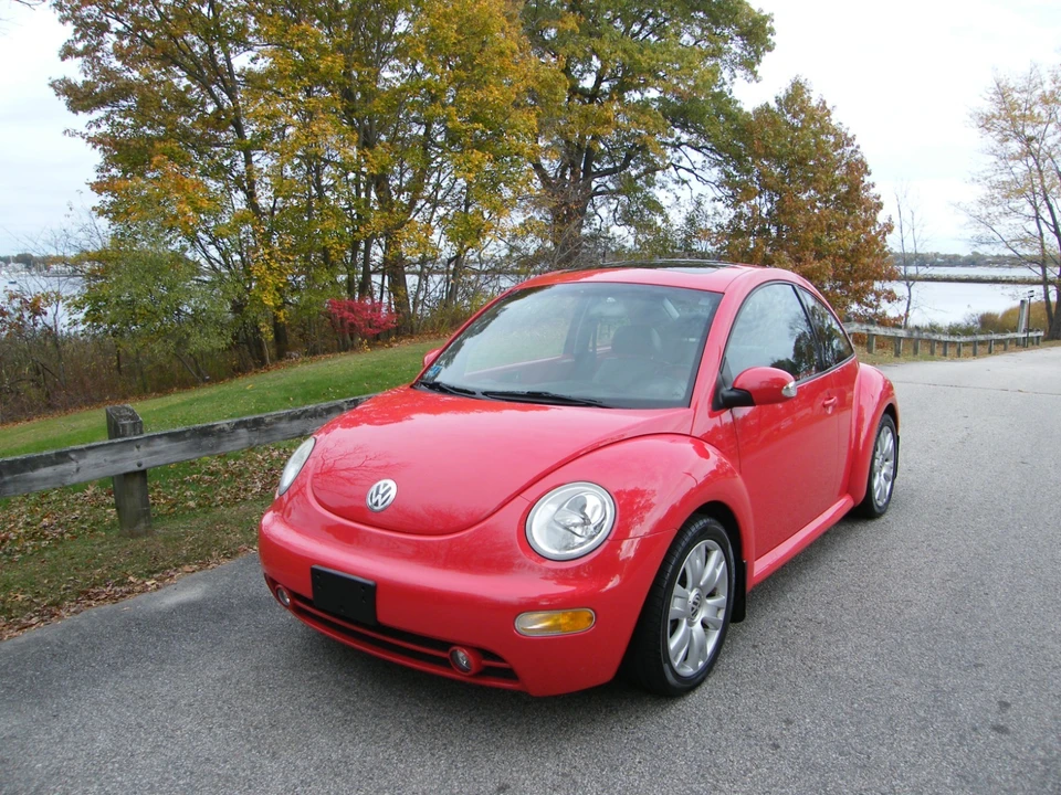 2003 Volkswagen New Beetle - Image 9 of 19