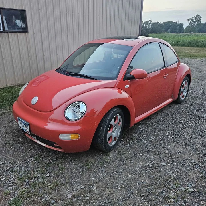 2003 Volkswagen New Beetle - Image 2 of 6