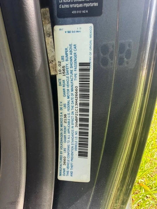 2003 Volkswagen New Beetle - Image 15 of 16