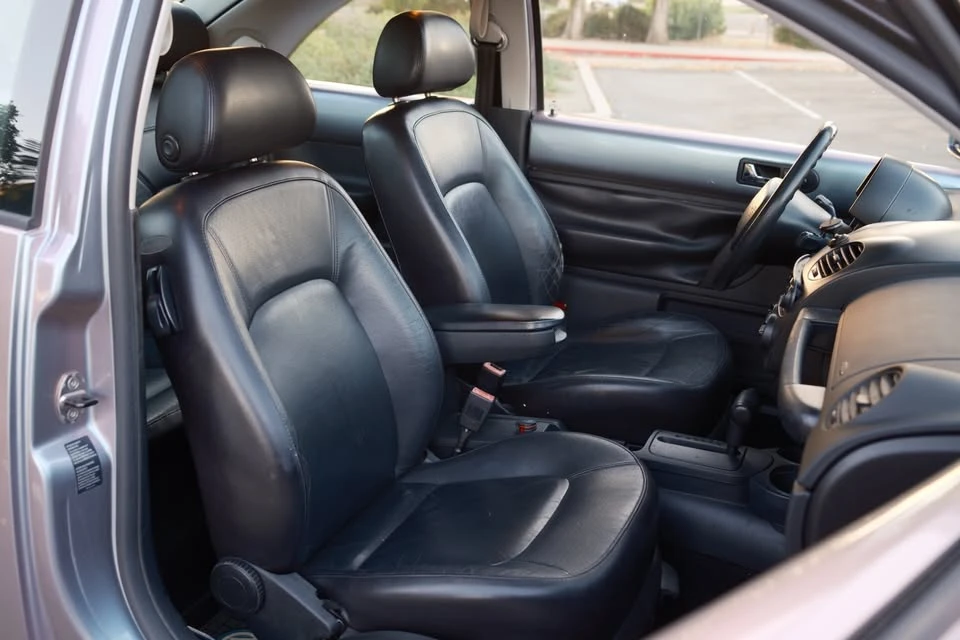 2003 Volkswagen New Beetle - Image 20 of 20