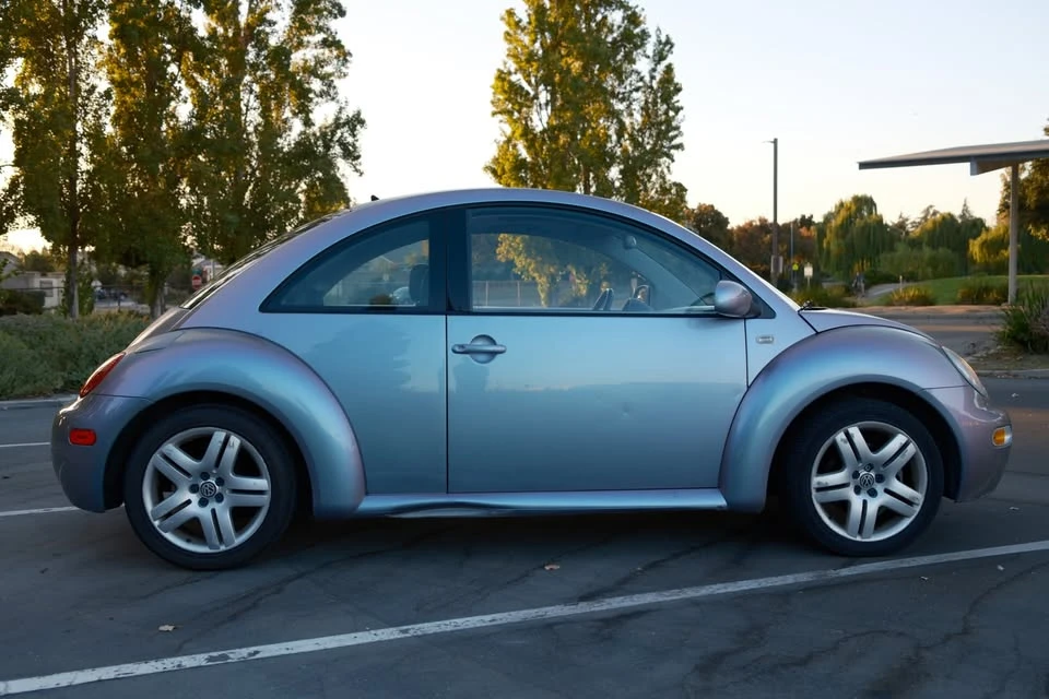 2003 Volkswagen New Beetle - Image 7 of 20