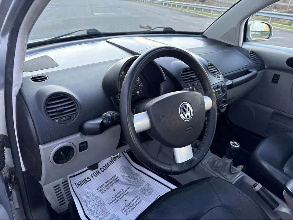 2003 Volkswagen New Beetle - Image 19 of 20