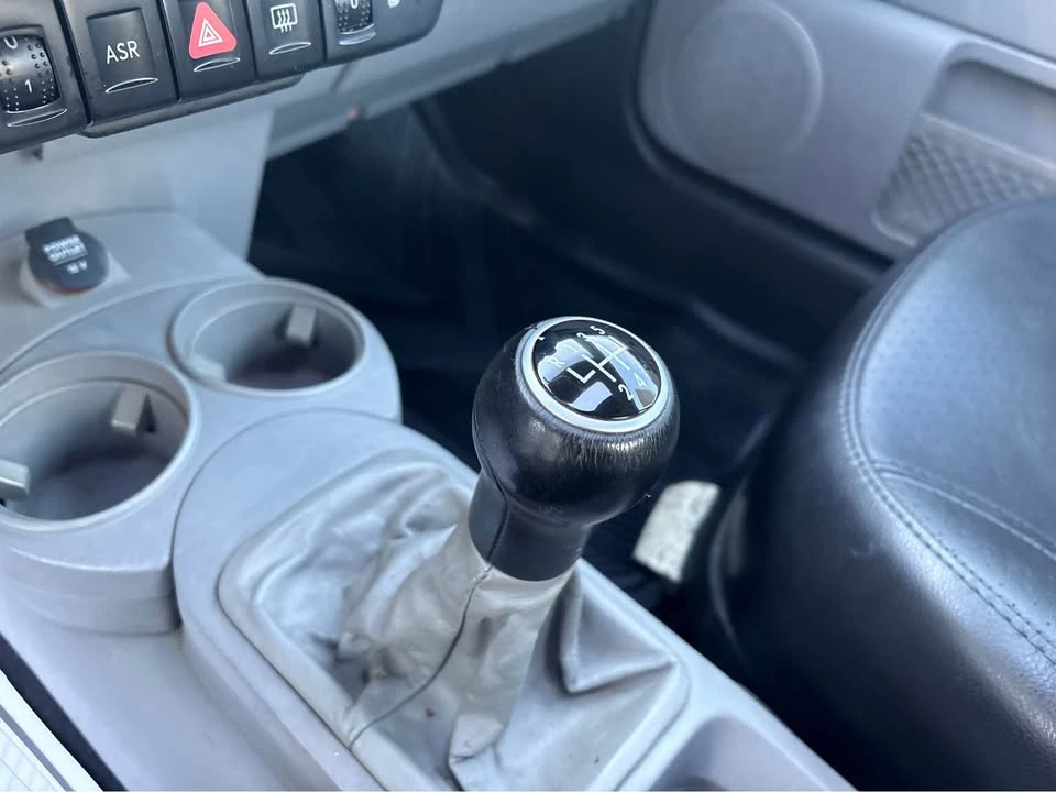 2003 Volkswagen New Beetle - Image 20 of 20