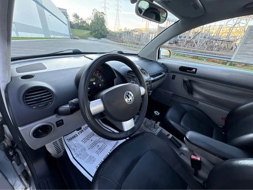2003 Volkswagen New Beetle - Image 18 of 20
