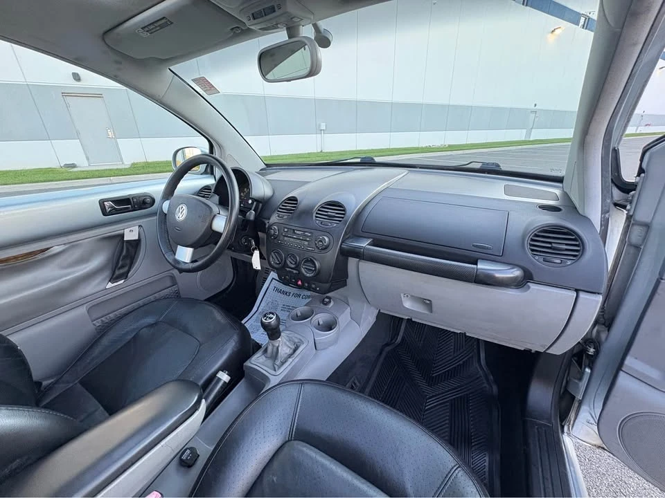 2003 Volkswagen New Beetle - Image 12 of 20