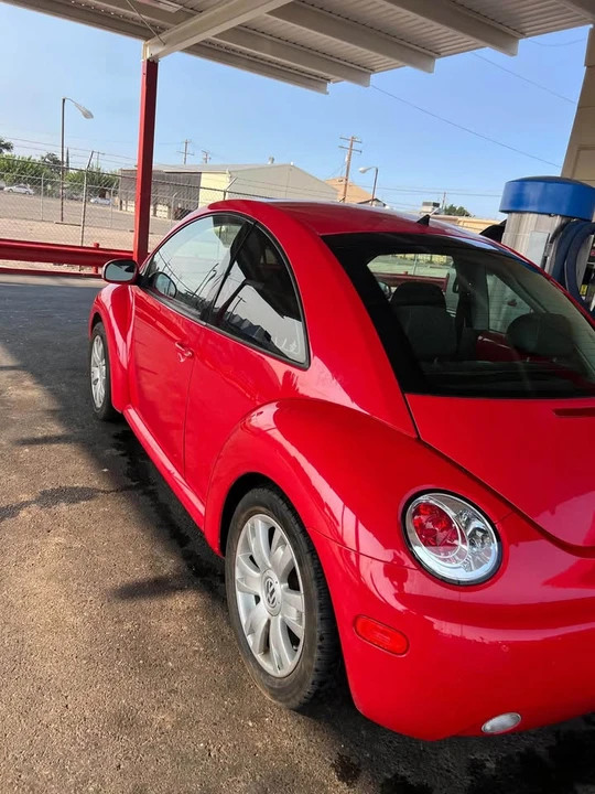 2003 Volkswagen New Beetle - Image 5 of 6