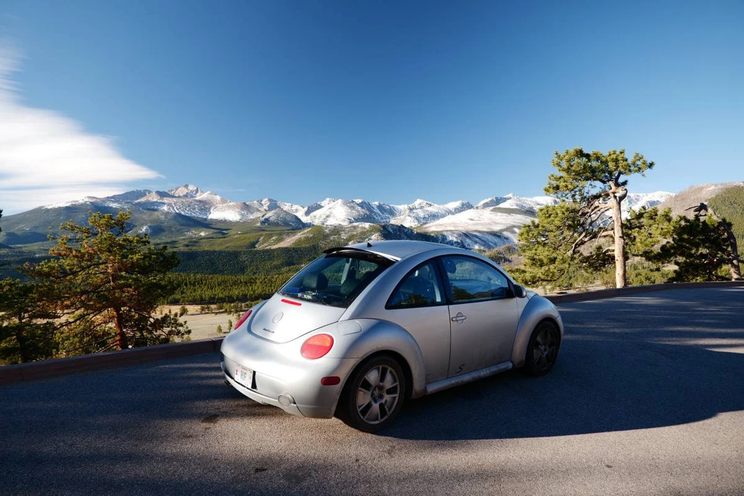 2003 Volkswagen New Beetle - Image 8 of 15