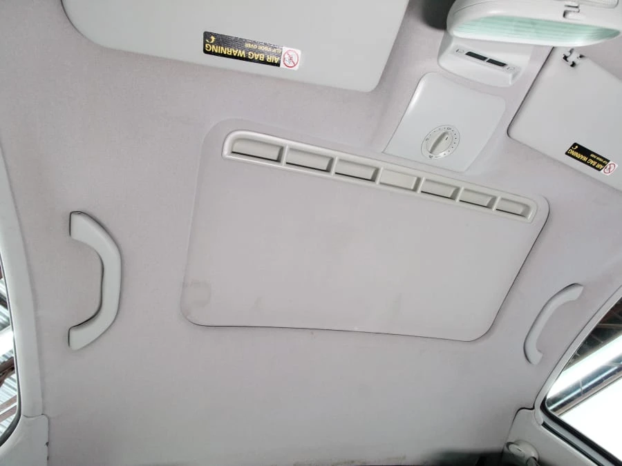 2003 Volkswagen New Beetle - Image 21 of 31