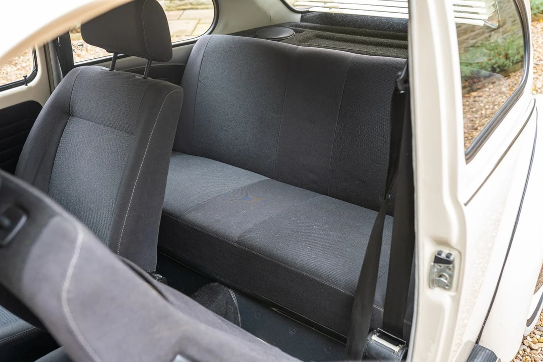 2004 Volkswagen New Beetle - Image 26 of 30
