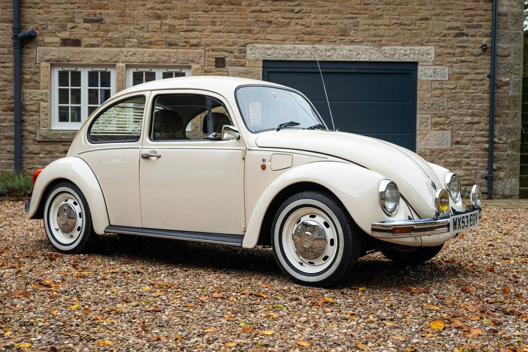 2004 Volkswagen New Beetle - Image 2 of 30