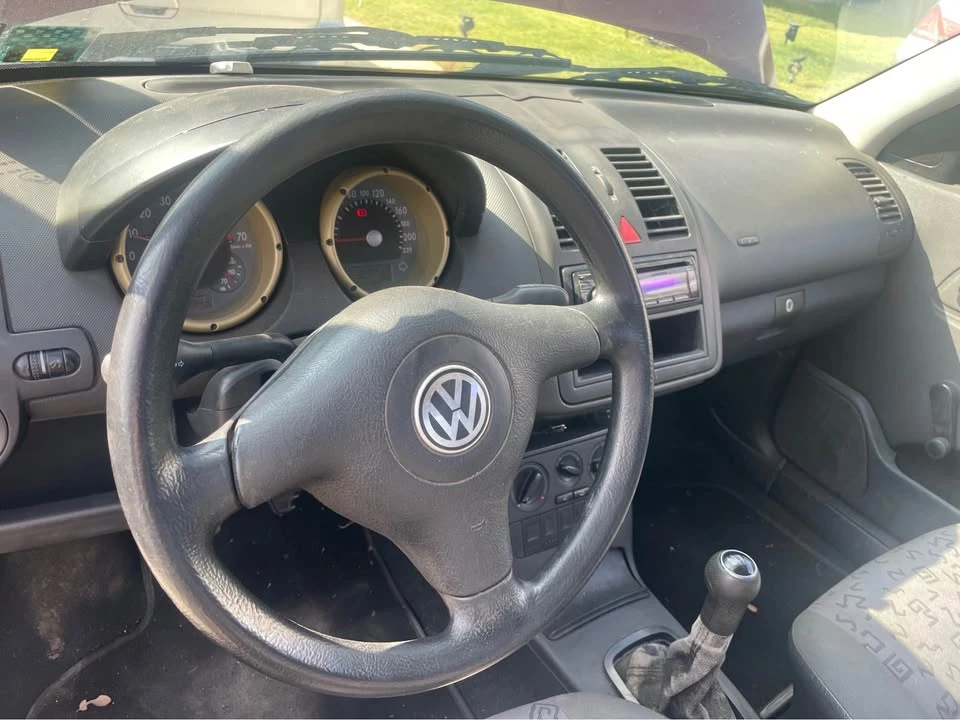 2003 Volkswagen Fox - Image 8 of 10