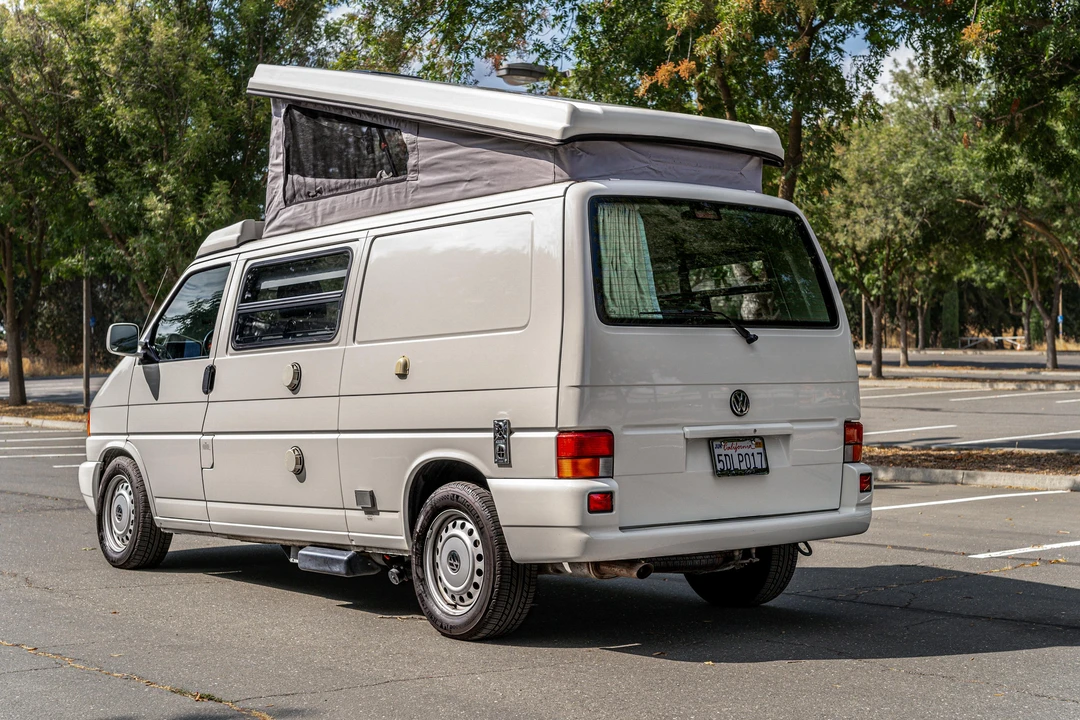 2003 Volkswagen EuroVan - Image 12 of 31