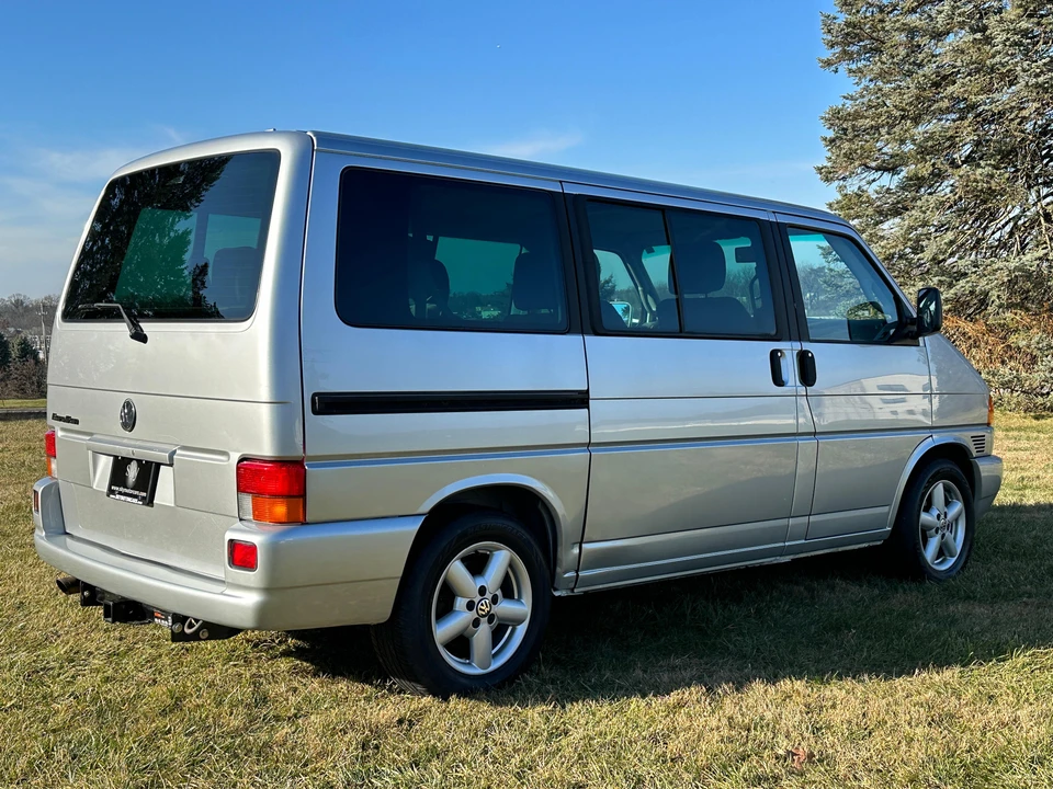 2003 Volkswagen EuroVan - Image 12 of 19