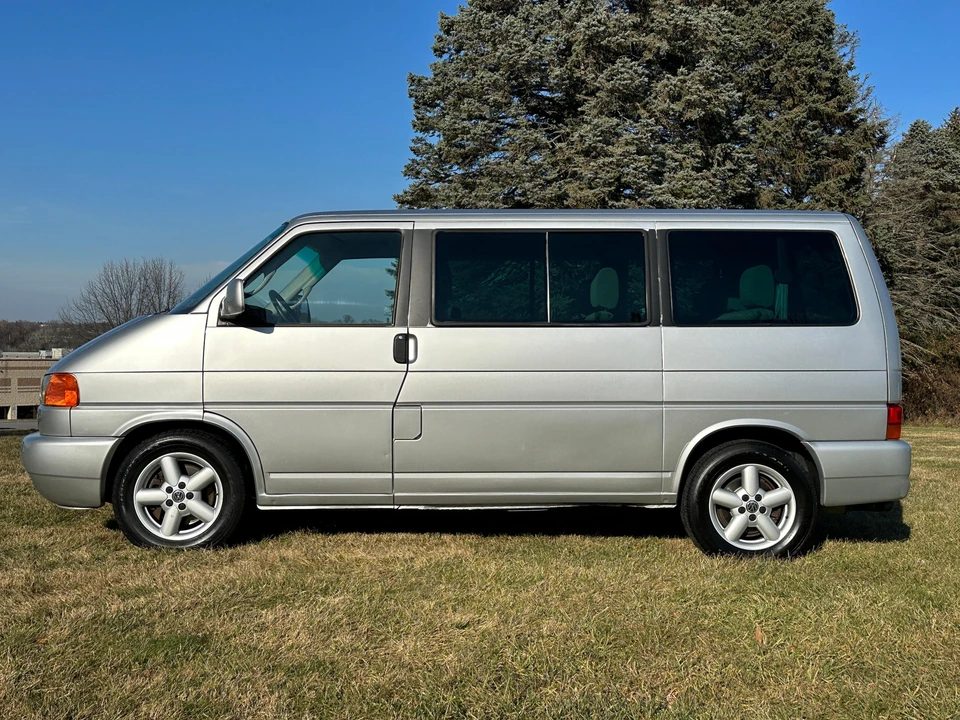 2003 Volkswagen EuroVan - Image 8 of 19