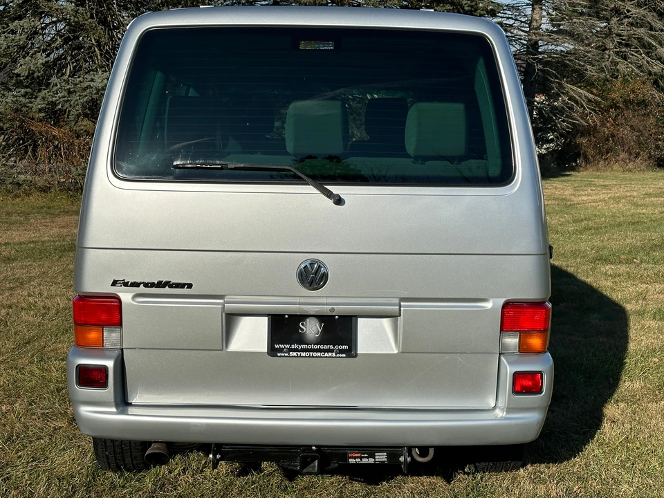 2003 Volkswagen EuroVan - Image 10 of 19