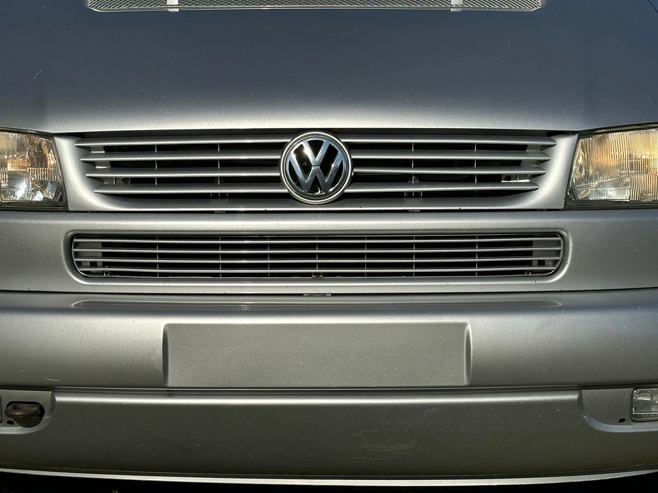 2003 Volkswagen EuroVan - Image 17 of 19