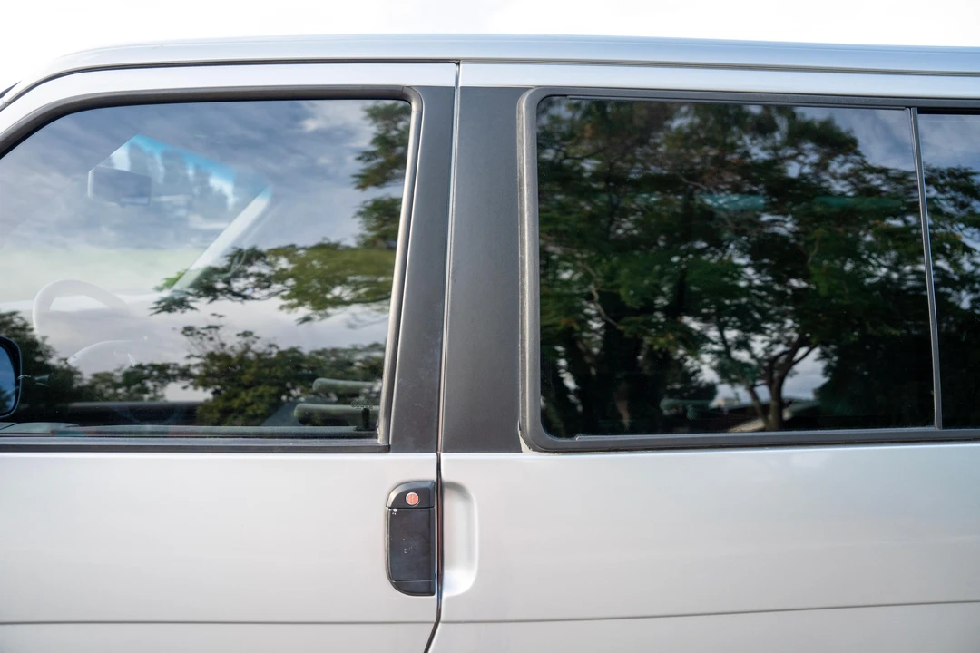 2003 Volkswagen EuroVan - Image 20 of 31