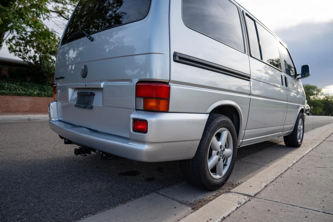 2003 Volkswagen EuroVan - Image 11 of 31