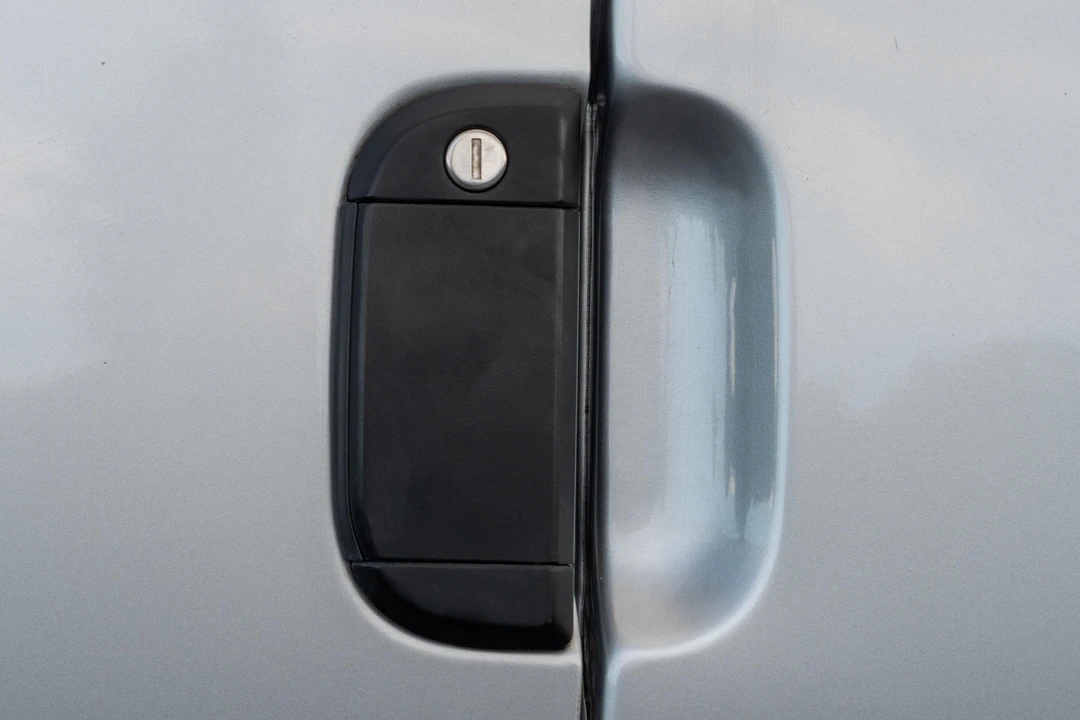 2003 Volkswagen EuroVan - Image 28 of 31