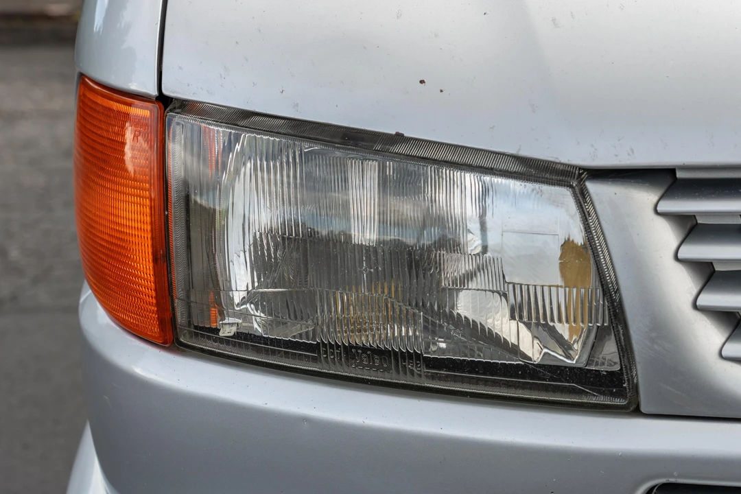 2003 Volkswagen EuroVan - Image 11 of 31