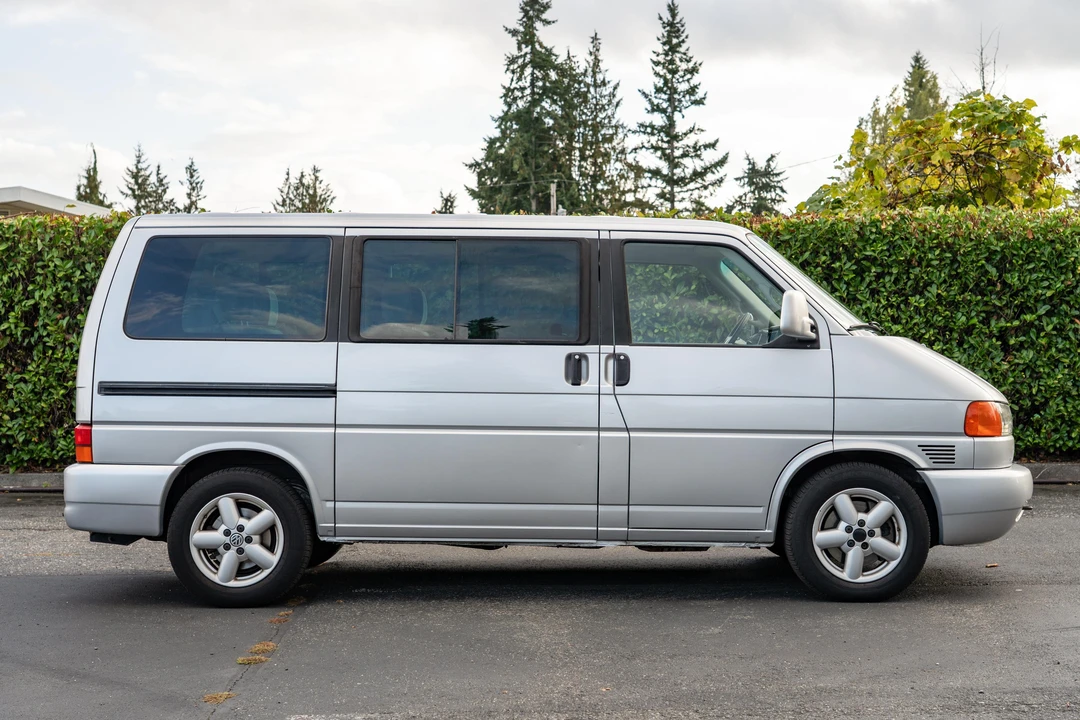2003 Volkswagen EuroVan - Image 10 of 31