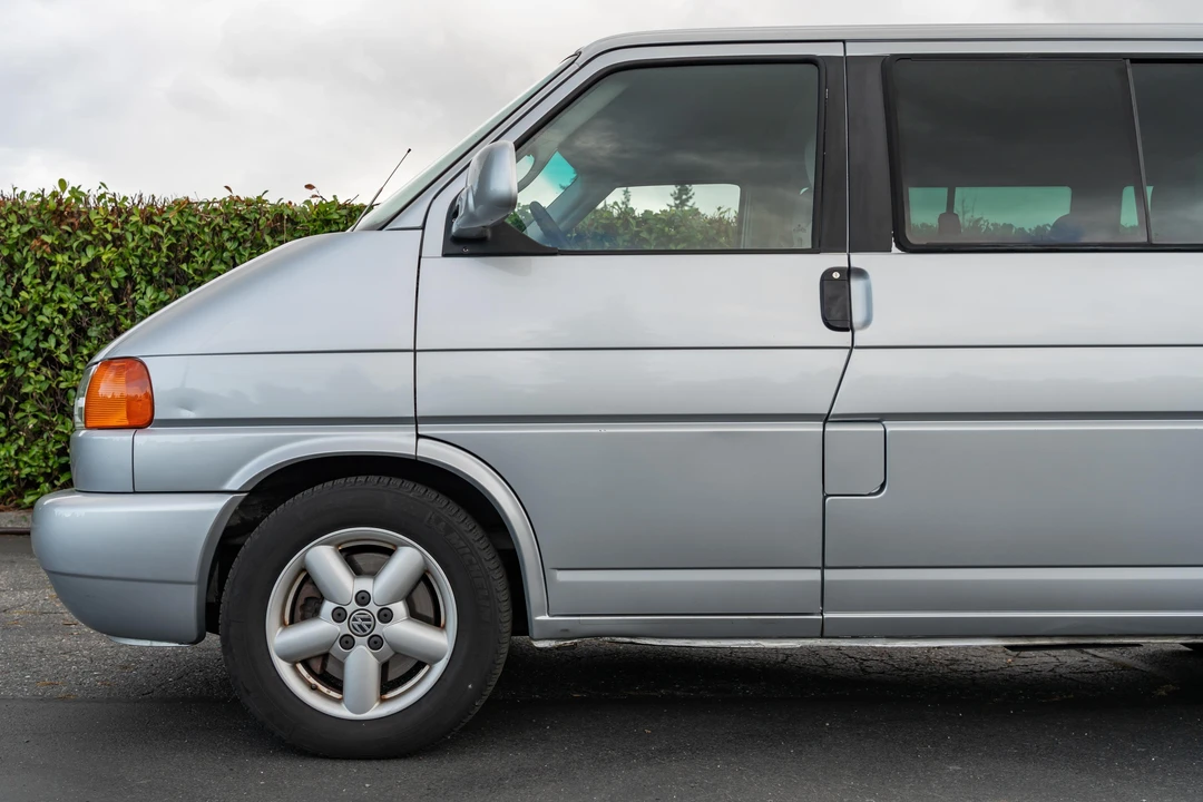 2003 Volkswagen EuroVan - Image 27 of 31