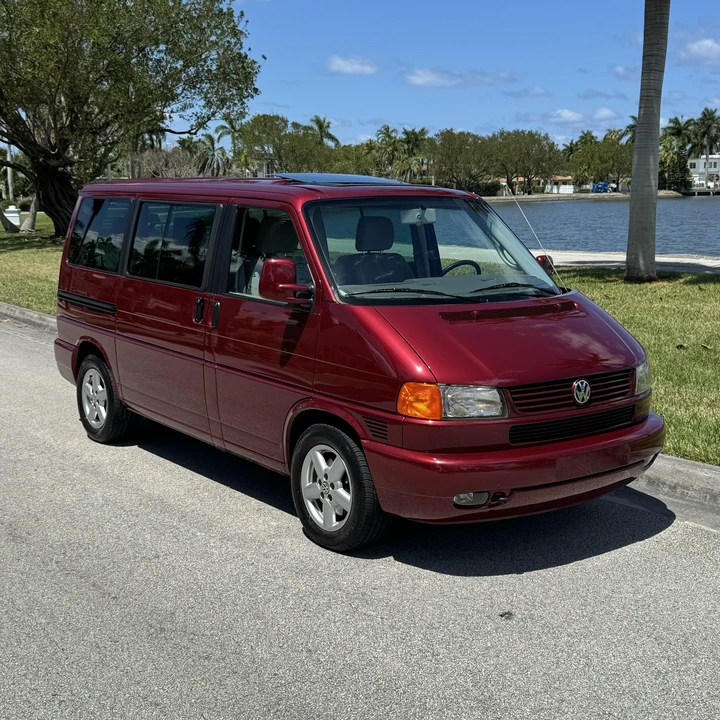 2003 Volkswagen EuroVan - Image 2 of 12