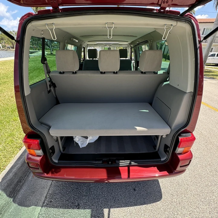 2003 Volkswagen EuroVan - Image 19 of 21