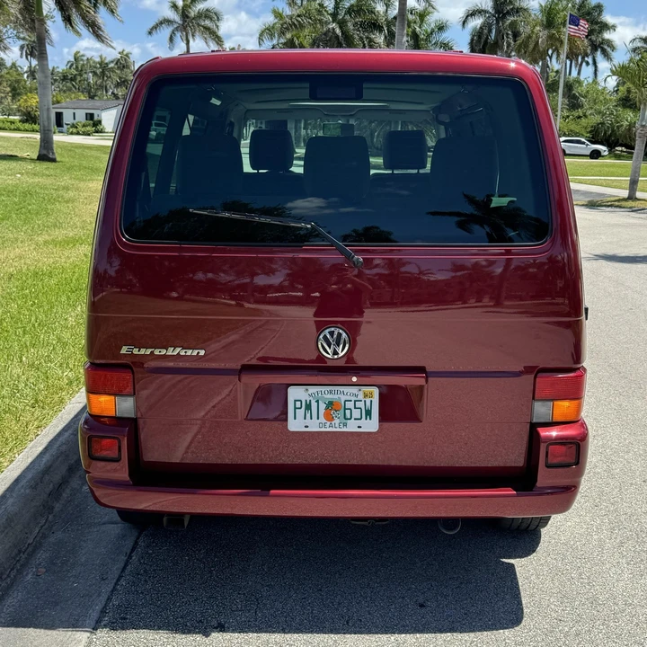 2003 Volkswagen EuroVan - Image 10 of 12