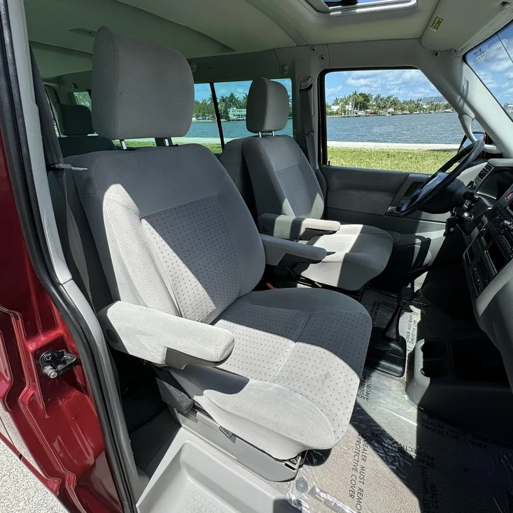 2003 Volkswagen EuroVan - Image 13 of 21