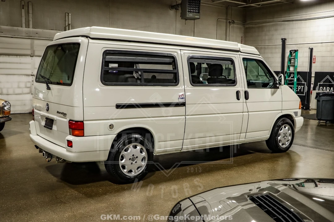 2003 Volkswagen EuroVan - Image 10 of 21