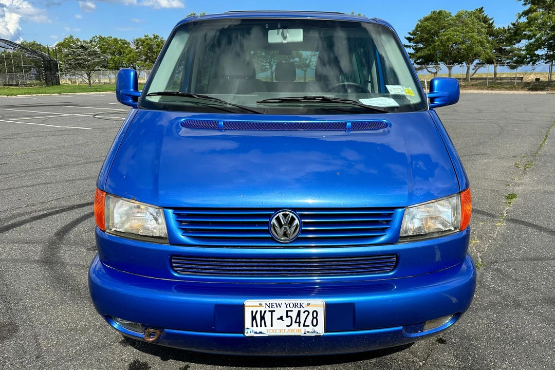2003 Volkswagen EuroVan - Image 2 of 31