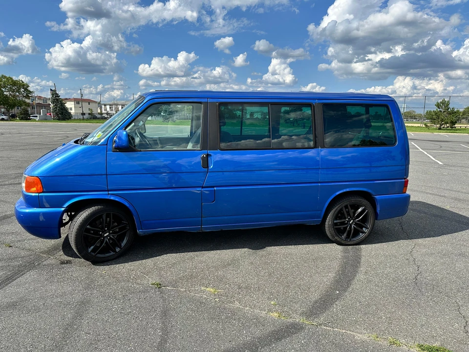 2003 Volkswagen EuroVan - Image 11 of 31