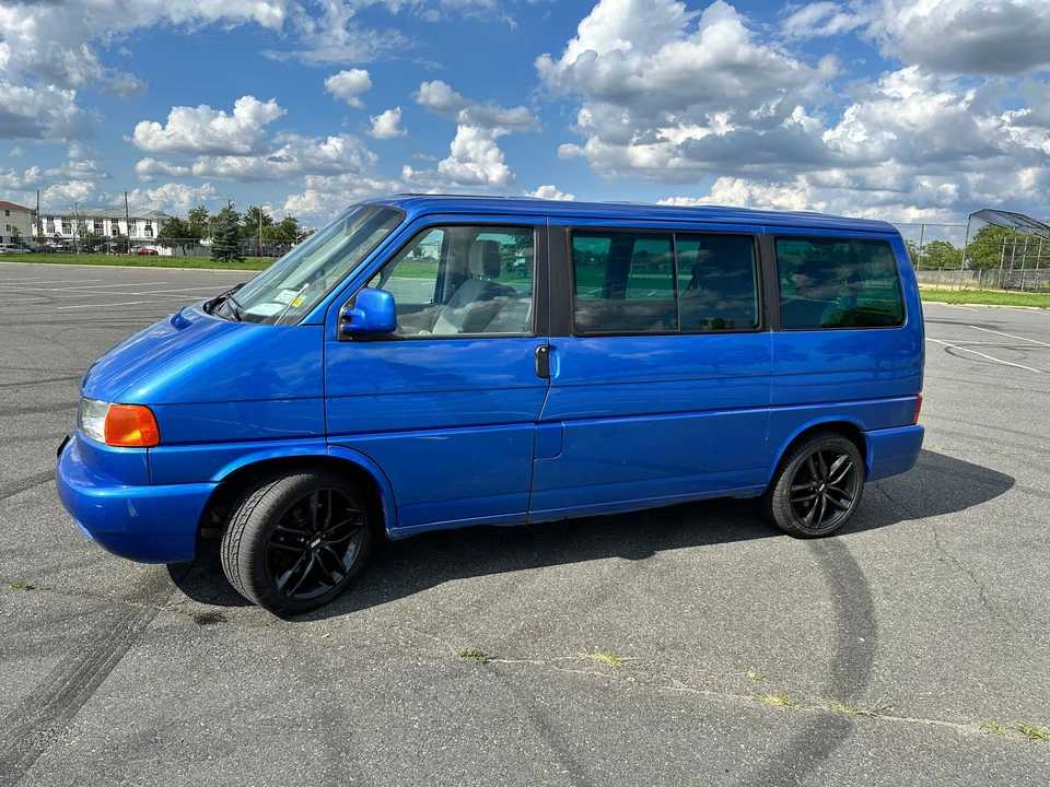 2003 Volkswagen EuroVan - Image 10 of 31