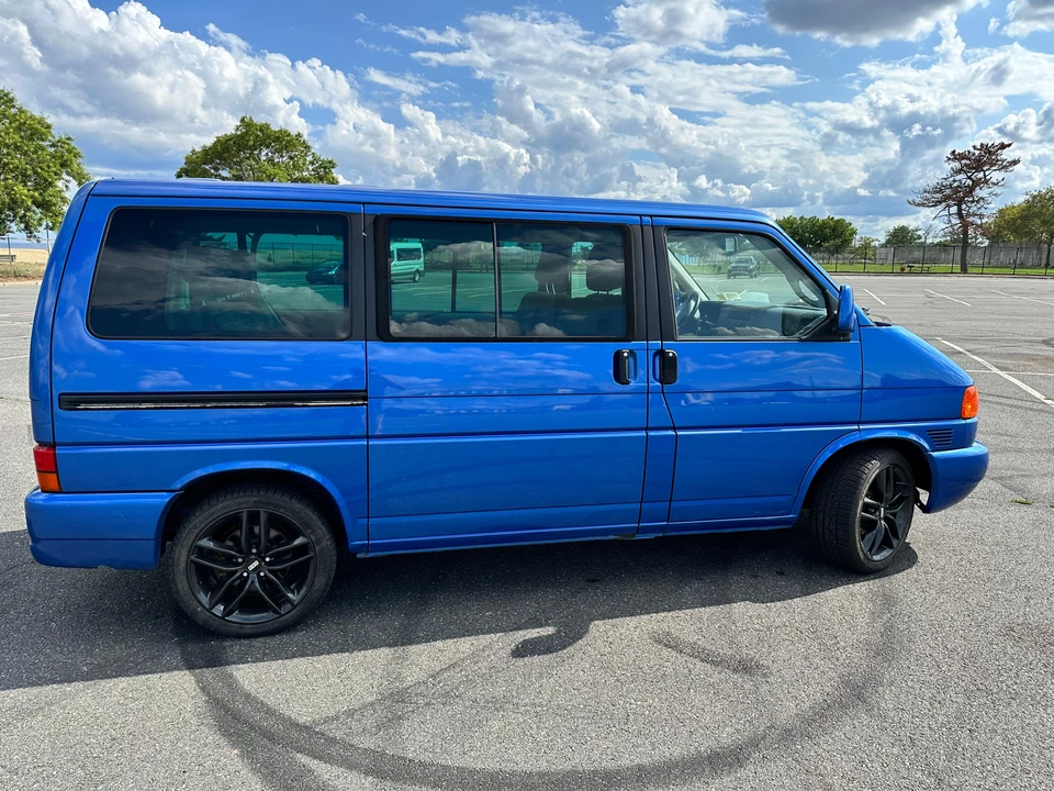 2003 Volkswagen EuroVan - Image 20 of 31