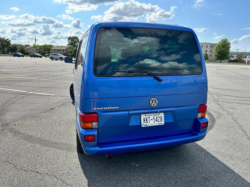 2003 Volkswagen EuroVan - Image 15 of 31