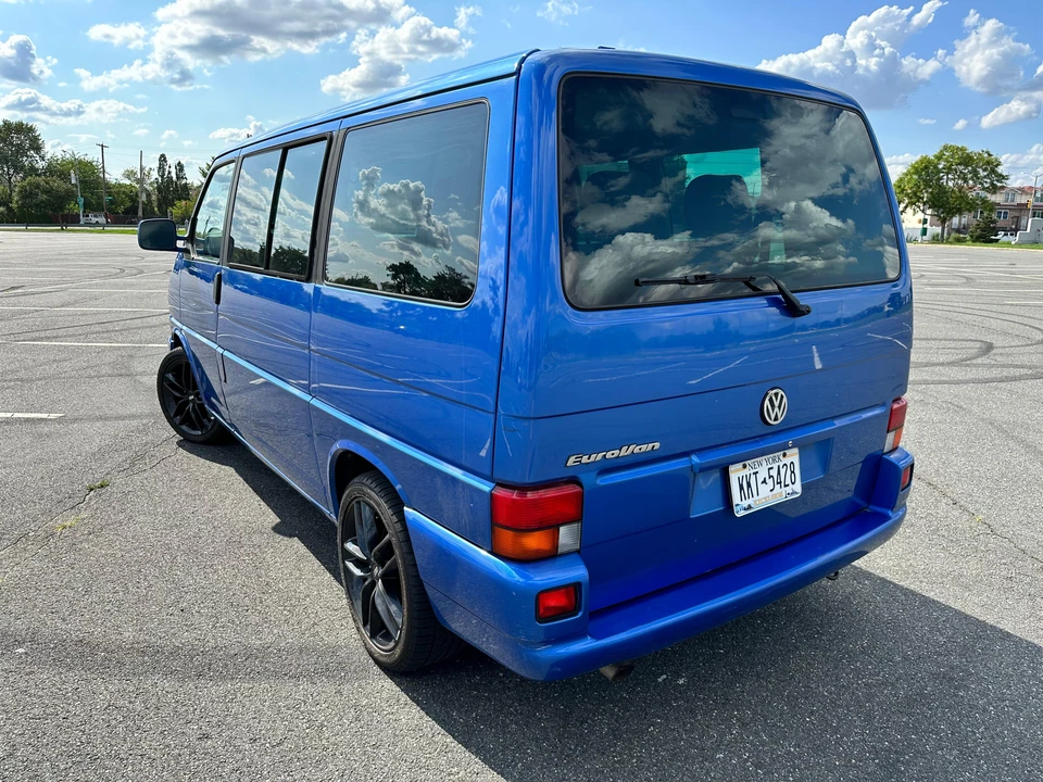 2003 Volkswagen EuroVan - Image 14 of 31