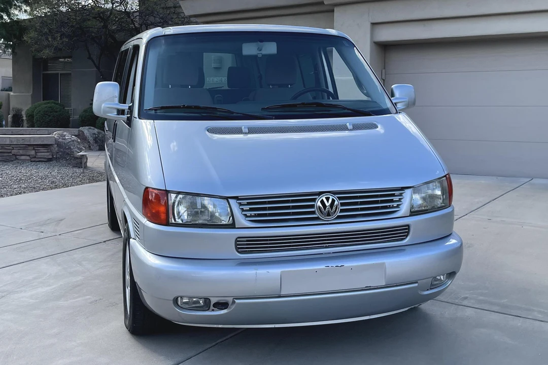 2003 Volkswagen EuroVan - Image 2 of 31