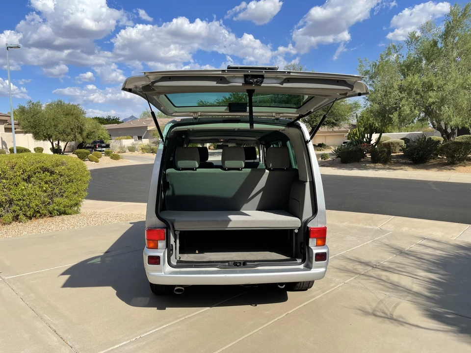 2003 Volkswagen EuroVan - Image 11 of 31