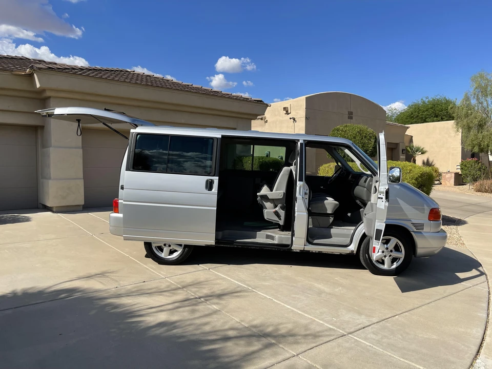 2003 Volkswagen EuroVan - Image 15 of 31