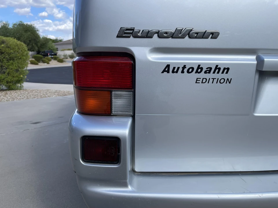 2003 Volkswagen EuroVan - Image 21 of 31